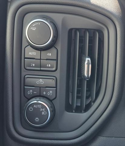 new 2025 Chevrolet Silverado 1500 car, priced at $52,530