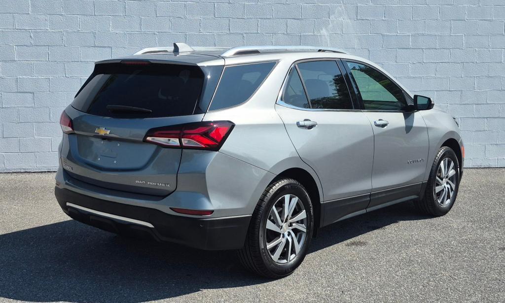 used 2024 Chevrolet Equinox car, priced at $32,900