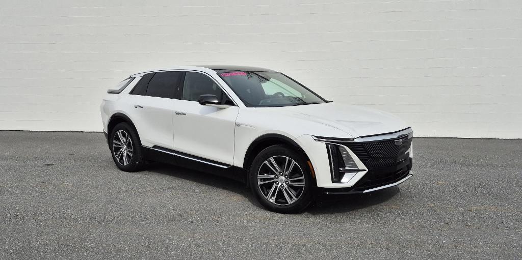 new 2024 Cadillac LYRIQ car, priced at $65,895