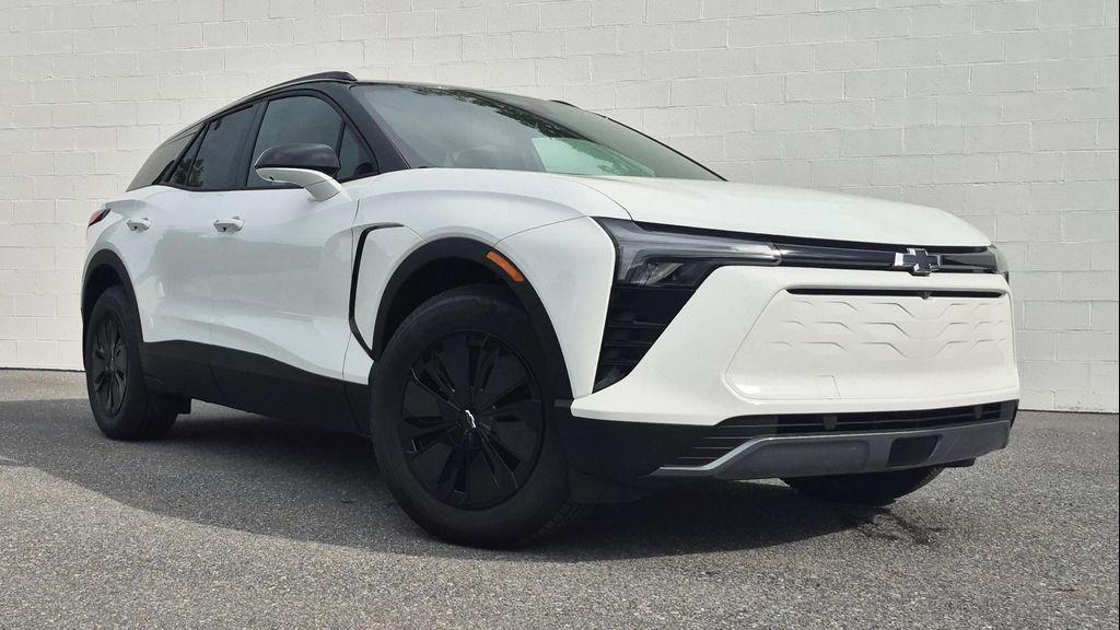 new 2025 Chevrolet Blazer EV car, priced at $50,075