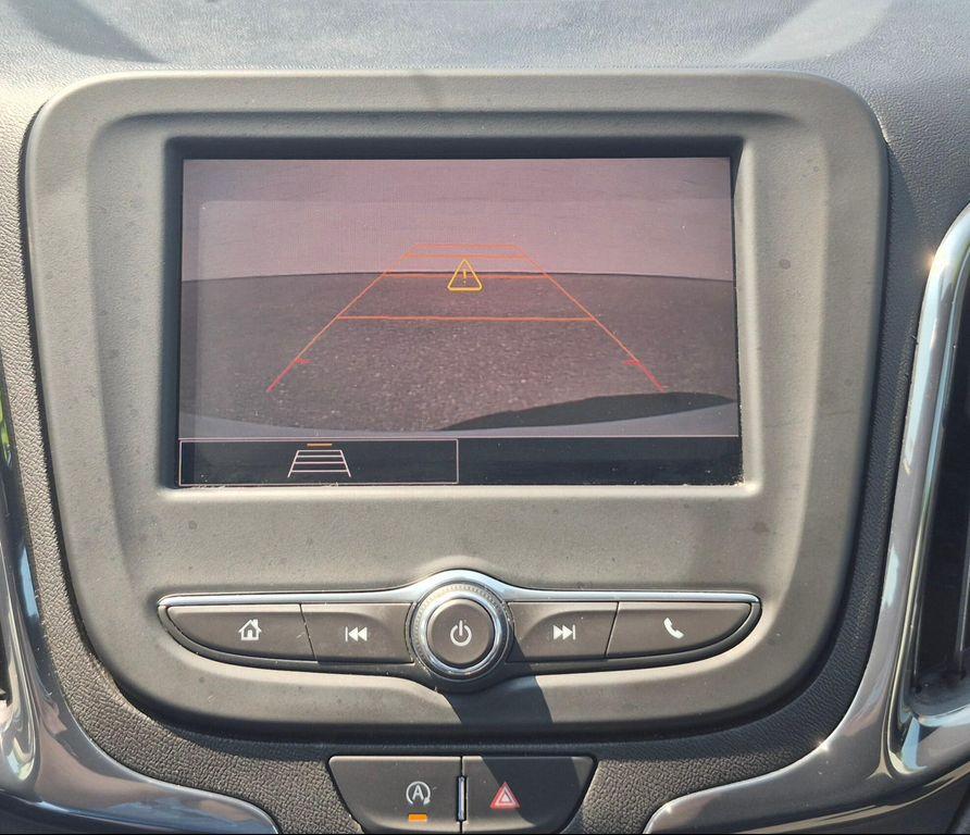 used 2024 Chevrolet Equinox car, priced at $24,944