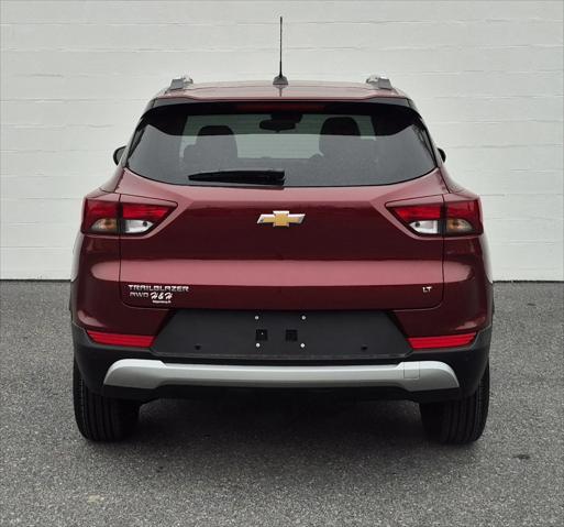 new 2025 Chevrolet TrailBlazer car, priced at $27,900