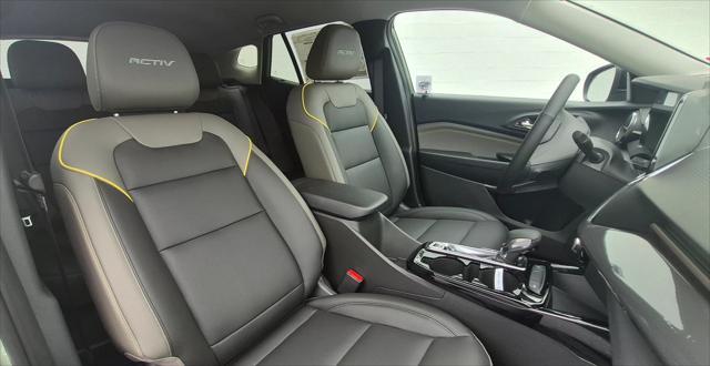 new 2025 Chevrolet Trax car, priced at $26,995