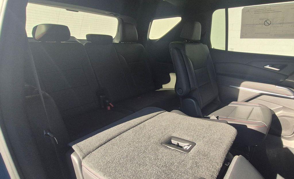 new 2026 Chevrolet Traverse car, priced at $53,520