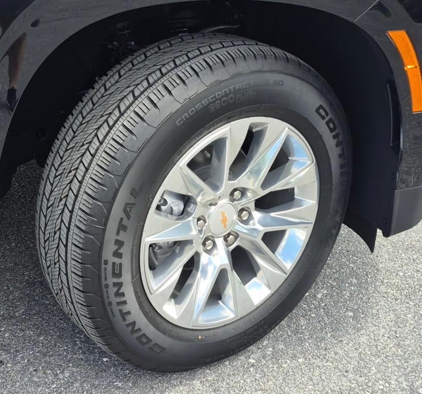 new 2025 Chevrolet Suburban car, priced at $84,345