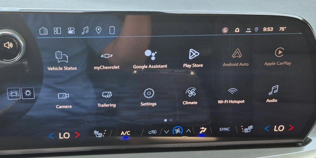 new 2026 Chevrolet Traverse car, priced at $50,065