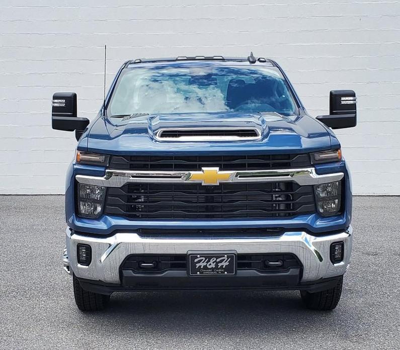 new 2024 Chevrolet Silverado 3500 car, priced at $76,435