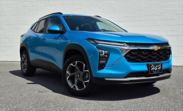 new 2025 Chevrolet Trax car, priced at $25,780