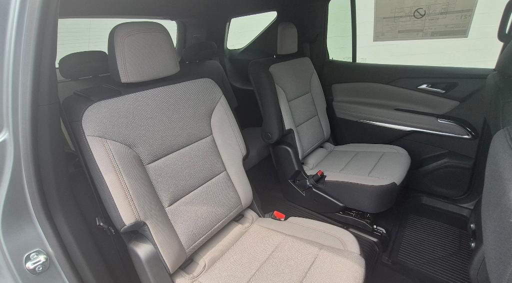 new 2025 Chevrolet Traverse car, priced at $45,395