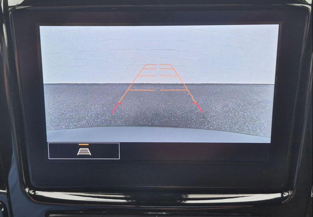 used 2023 Chevrolet Traverse car, priced at $32,992