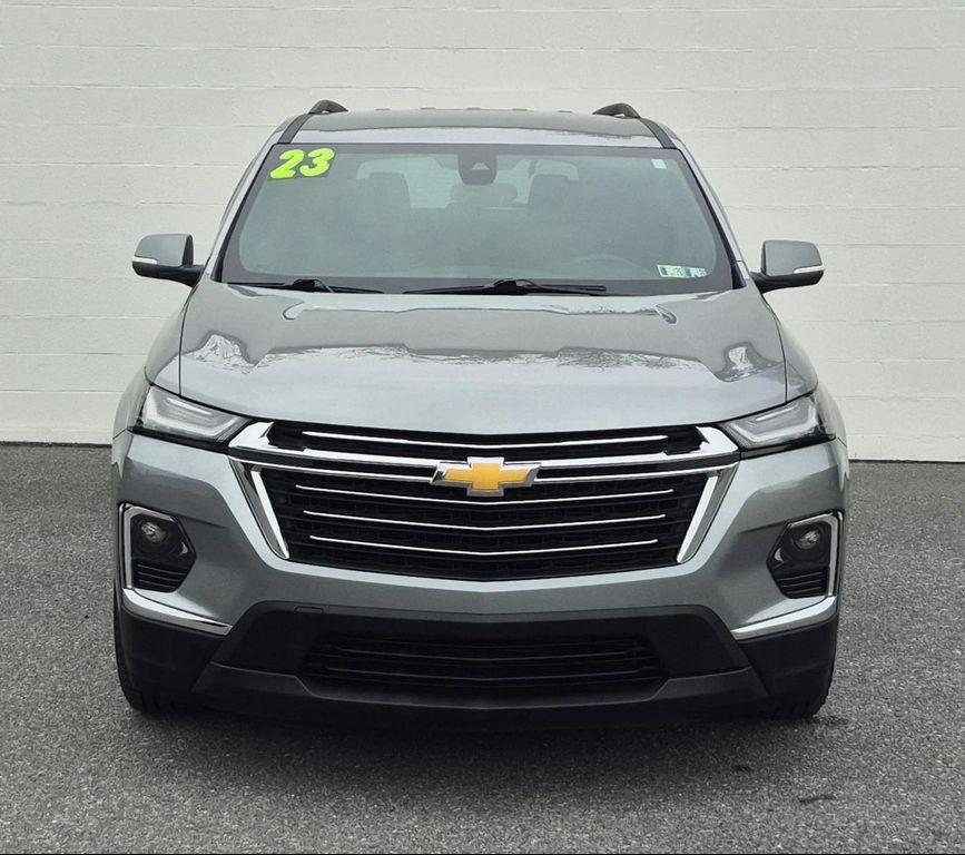 used 2023 Chevrolet Traverse car, priced at $32,992