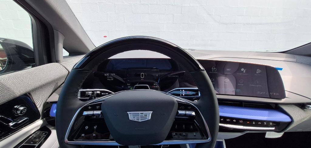 new 2025 Cadillac OPTIQ car, priced at $59,385