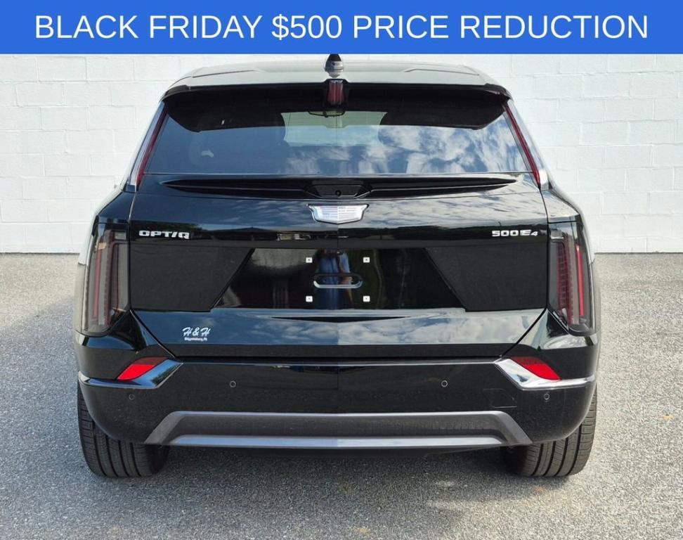 new 2025 Cadillac OPTIQ car, priced at $59,385