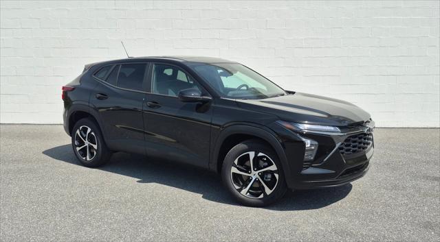 new 2025 Chevrolet Trax car, priced at $24,985