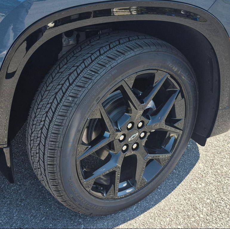 new 2026 Chevrolet Traverse car, priced at $61,755