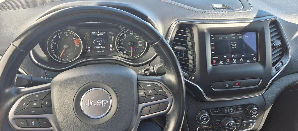 used 2020 Jeep Cherokee car, priced at $16,977