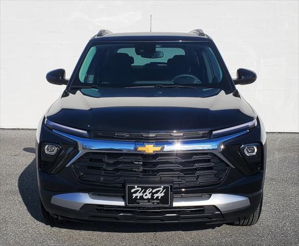 new 2025 Chevrolet TrailBlazer car, priced at $30,080