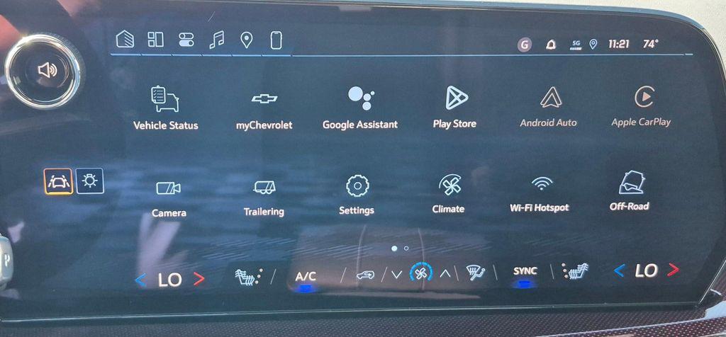 new 2026 Chevrolet Traverse car, priced at $52,295