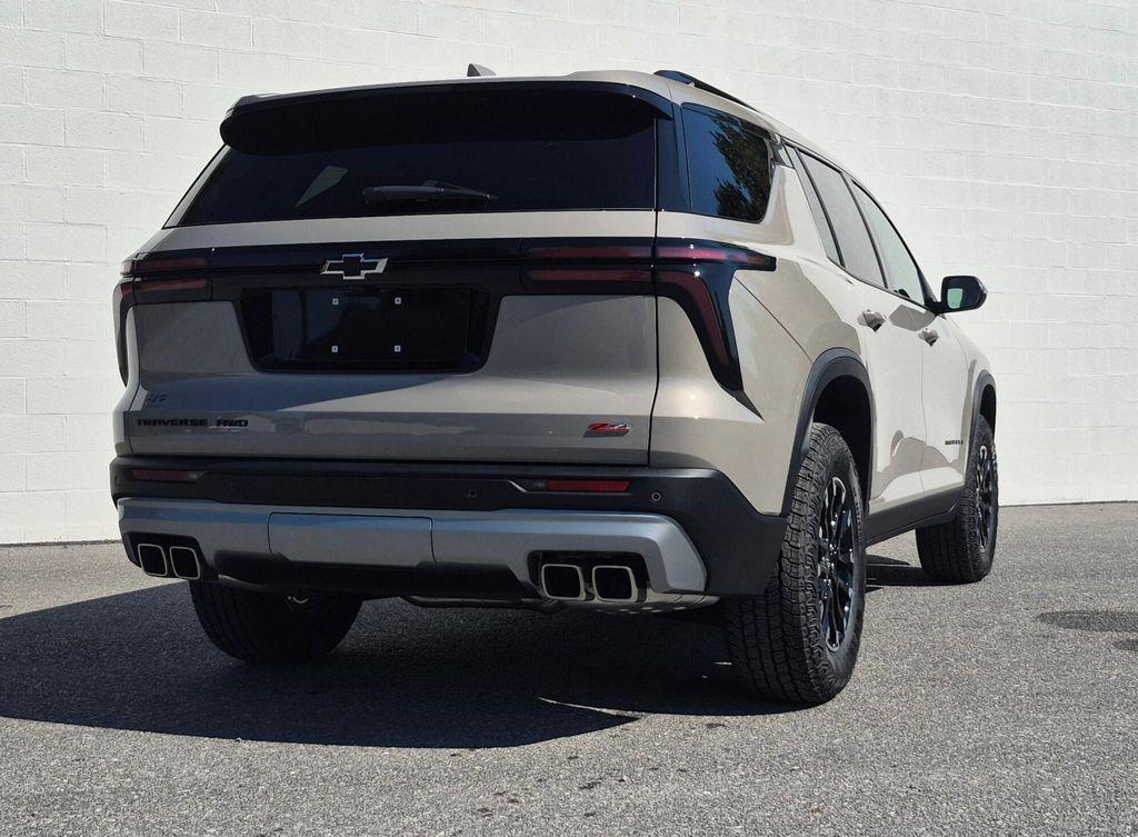 new 2026 Chevrolet Traverse car, priced at $52,295