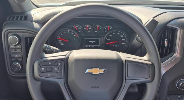 new 2025 Chevrolet Silverado 1500 car, priced at $49,980