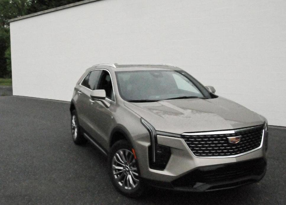 new 2024 Cadillac XT4 car, priced at $51,030