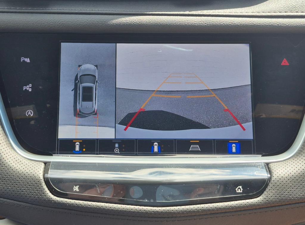 new 2025 Cadillac XT5 car, priced at $60,530