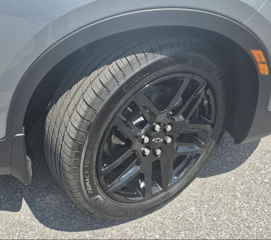 new 2025 Chevrolet Blazer car, priced at $47,505