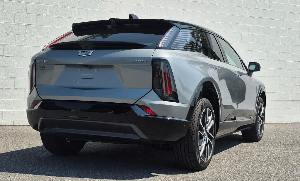 new 2025 Cadillac OPTIQ car, priced at $56,680