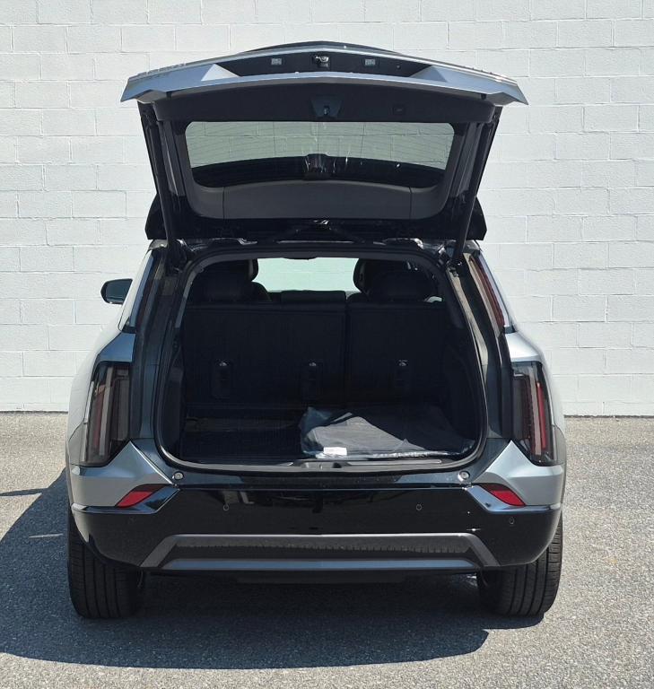 new 2025 Cadillac OPTIQ car, priced at $56,680