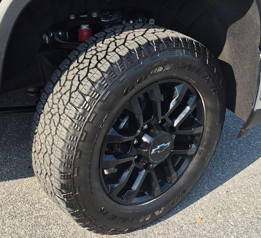 new 2025 Chevrolet Silverado 2500 car, priced at $59,850