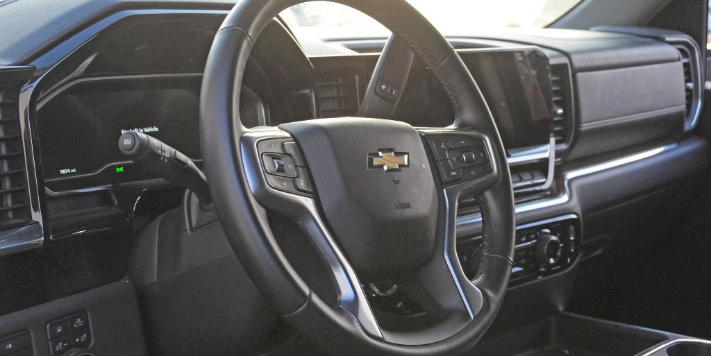 used 2024 Chevrolet Silverado 2500 car, priced at $63,991