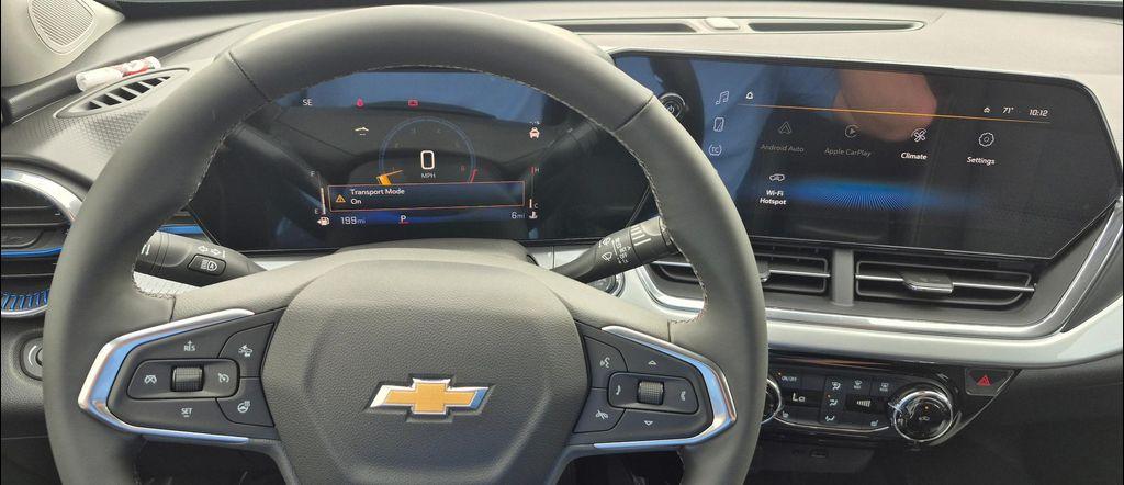 new 2025 Chevrolet Trax car, priced at $25,485