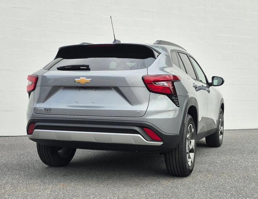 new 2025 Chevrolet Trax car, priced at $25,485