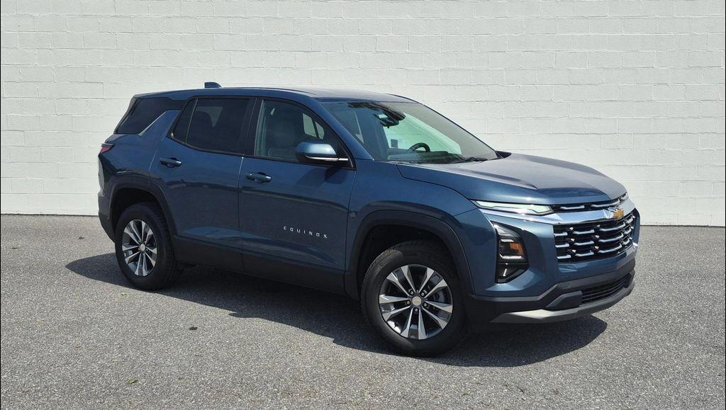 new 2026 Chevrolet Equinox car, priced at $34,045