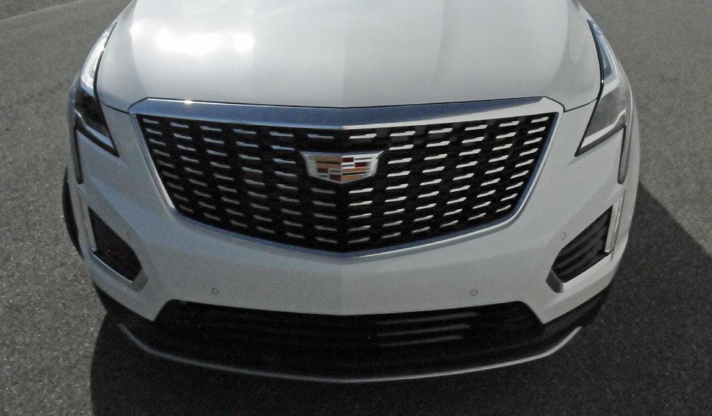 new 2024 Cadillac XT5 car, priced at $58,305