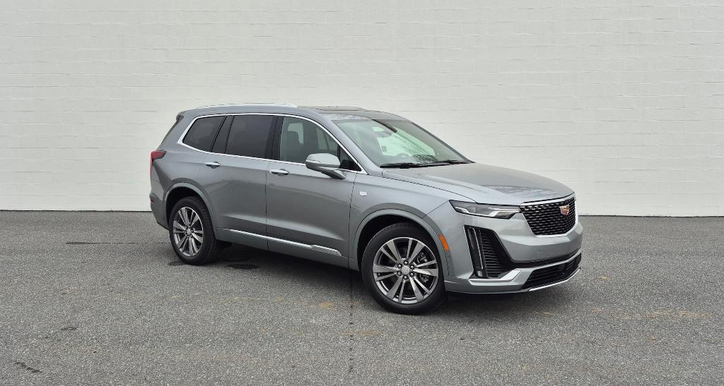 new 2025 Cadillac XT6 car, priced at $62,155