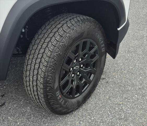 new 2025 Chevrolet Colorado car, priced at $42,110