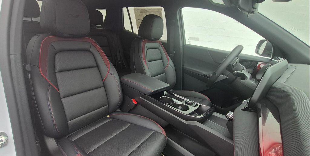 new 2026 Chevrolet Equinox car, priced at $38,340