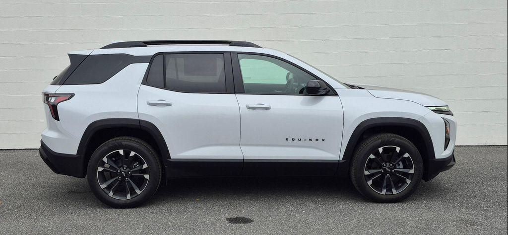 new 2026 Chevrolet Equinox car, priced at $38,340