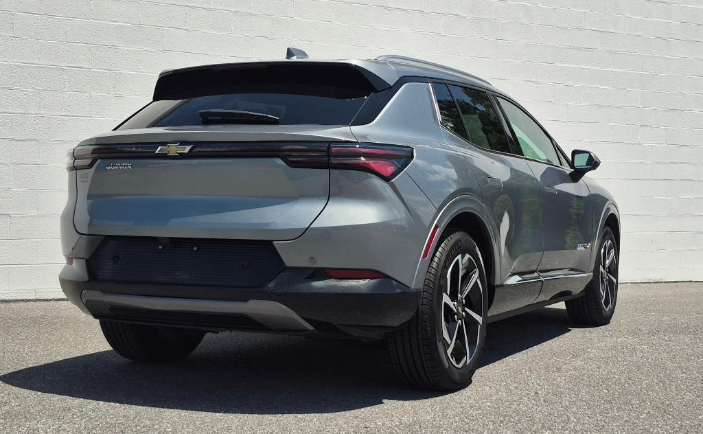used 2024 Chevrolet Equinox EV car, priced at $28,900