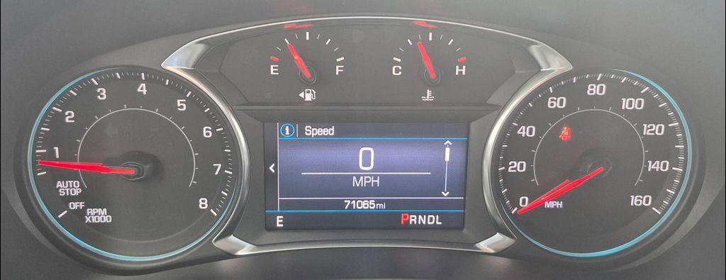 used 2022 Chevrolet Equinox car, priced at $18,250