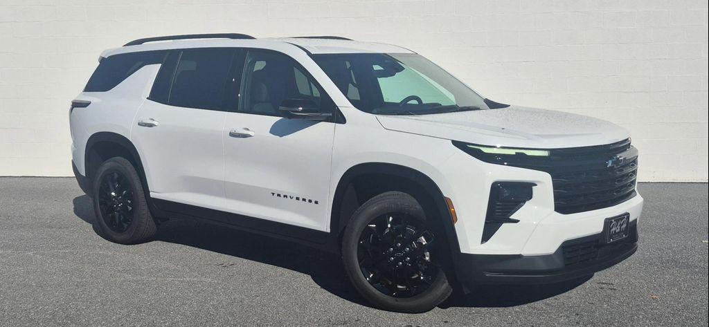 new 2026 Chevrolet Traverse car, priced at $49,670