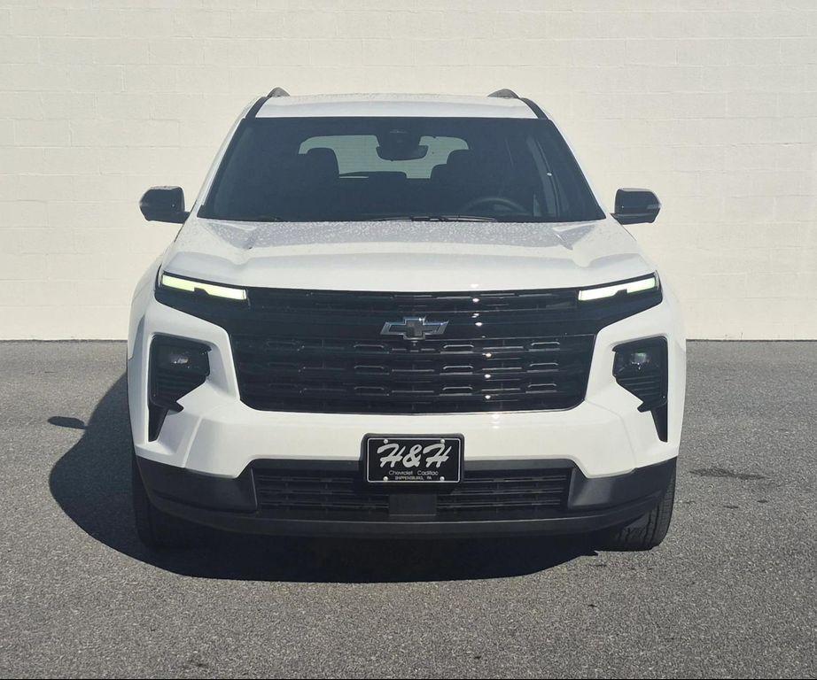 new 2026 Chevrolet Traverse car, priced at $49,670