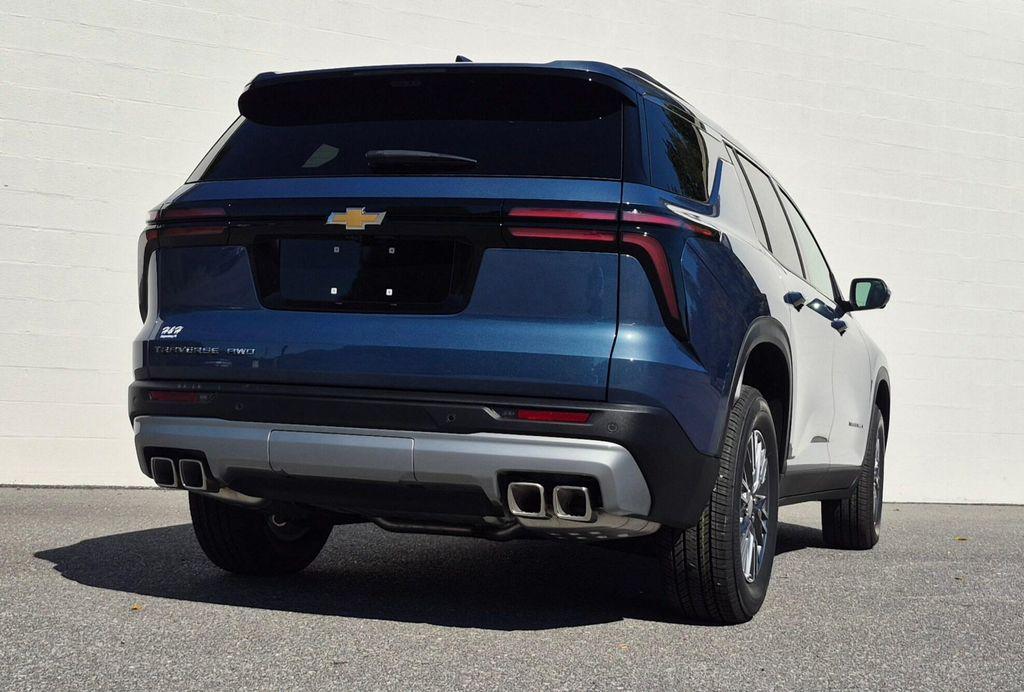 new 2026 Chevrolet Traverse car, priced at $46,960