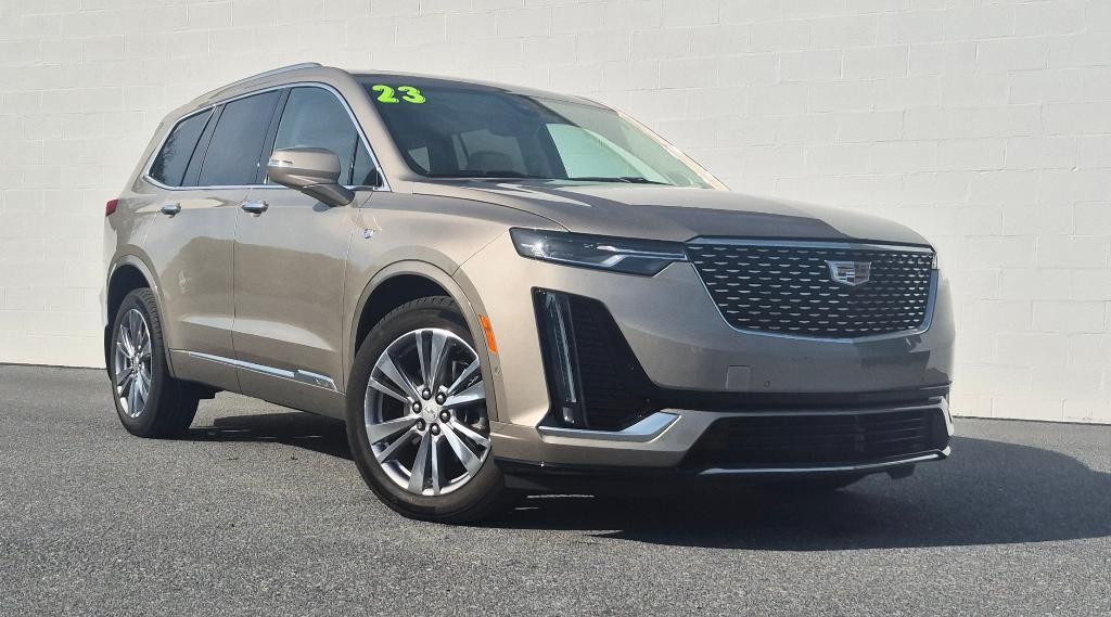 used 2023 Cadillac XT6 car, priced at $42,900