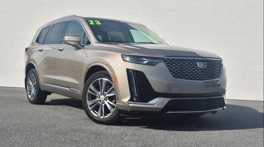 used 2023 Cadillac XT6 car, priced at $40,940