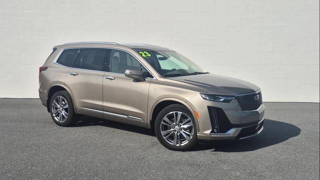 used 2023 Cadillac XT6 car, priced at $40,940