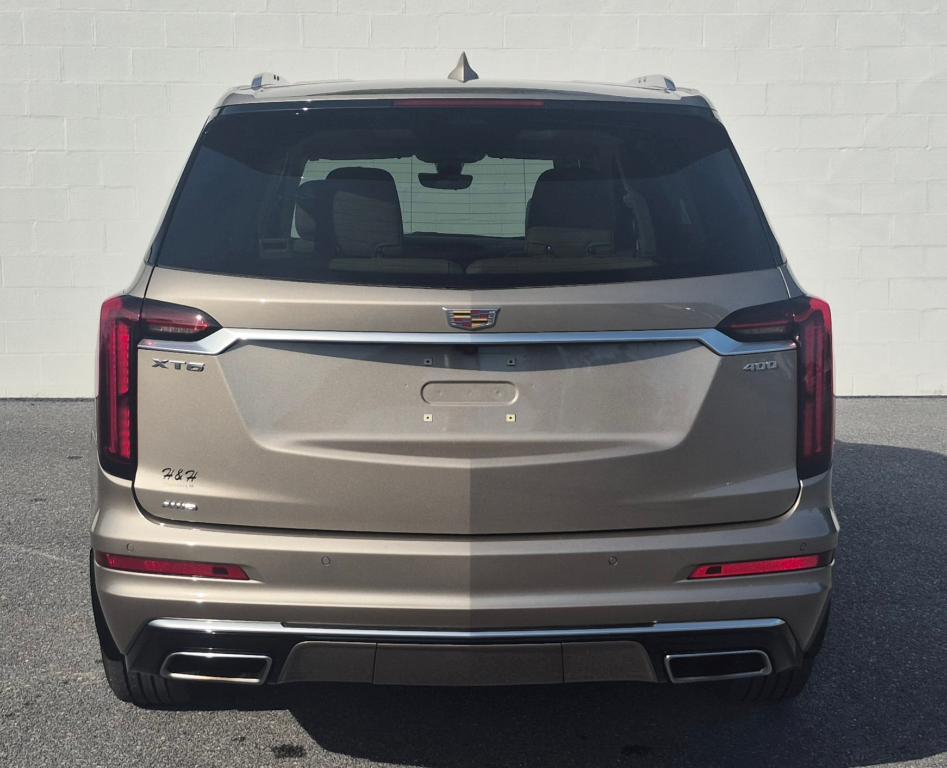 used 2023 Cadillac XT6 car, priced at $42,900