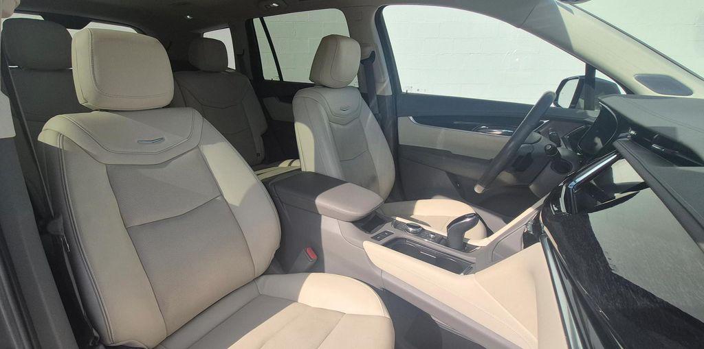 used 2023 Cadillac XT6 car, priced at $40,940