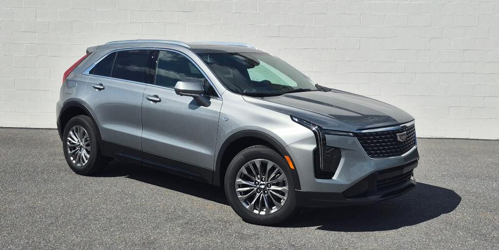 new 2025 Cadillac XT4 car, priced at $48,890